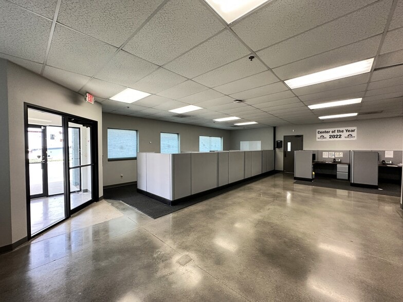 1650 Skyway Dr, Longmont, CO for sale - Building Photo - Image 3 of 3