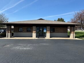 1655-1657 Holland Rd, Maumee, OH for lease Building Photo- Image 1 of 25