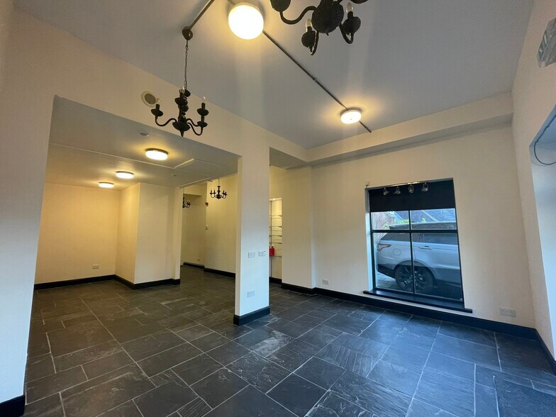 55-59 Main St, Alford à vendre - Photo du bâtiment - Image 3 de 5