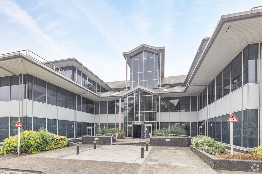 Whitehill Way, Swindon for lease - Building Photo - Image 1 of 5