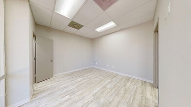 8666 Huebner Rd, San Antonio, TX for lease Matterport 3D Scan- Image 1 of 13