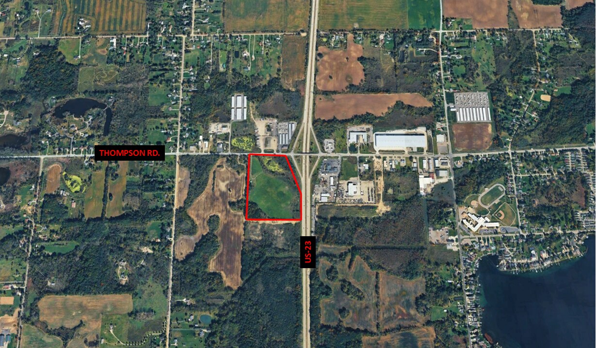 SWC Thompson Road and US-23, Fenton, MI for sale Primary Photo- Image 1 of 2