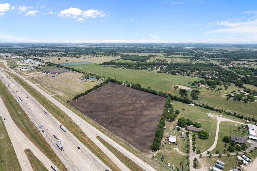 Northbound IH 35, Elm Mott, TX for sale - Primary Photo - Image 1 of 5