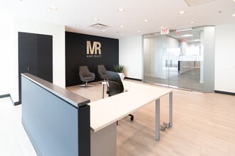 1821 Walden Office Sq, Schaumburg, IL for lease Interior Photo- Image 2 of 11