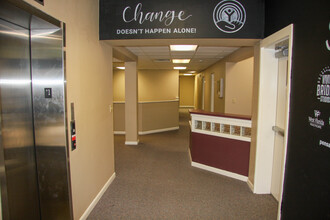 1375 W Government St, Pensacola, FL for lease Interior Photo- Image 2 of 23