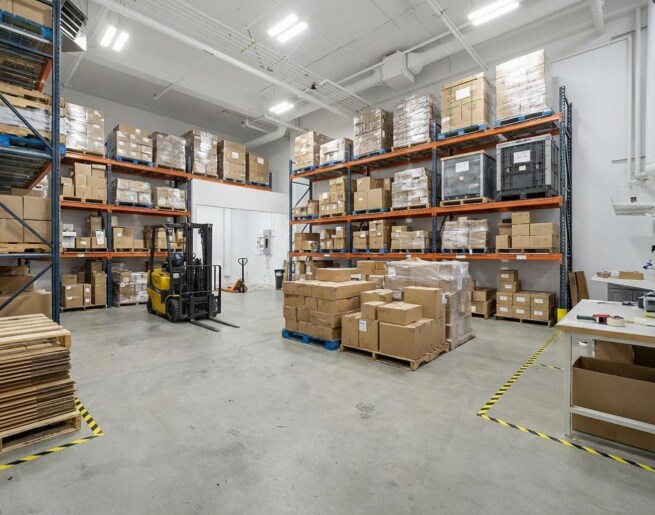 13880 Wireless Way, Richmond, BC à louer Photo intérieure- Image 1 de 2