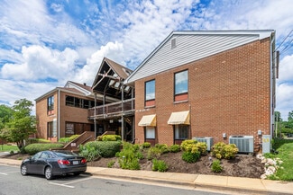 Plus de détails pour 77 W Lee St, Warrenton, VA - Bureau à vendre