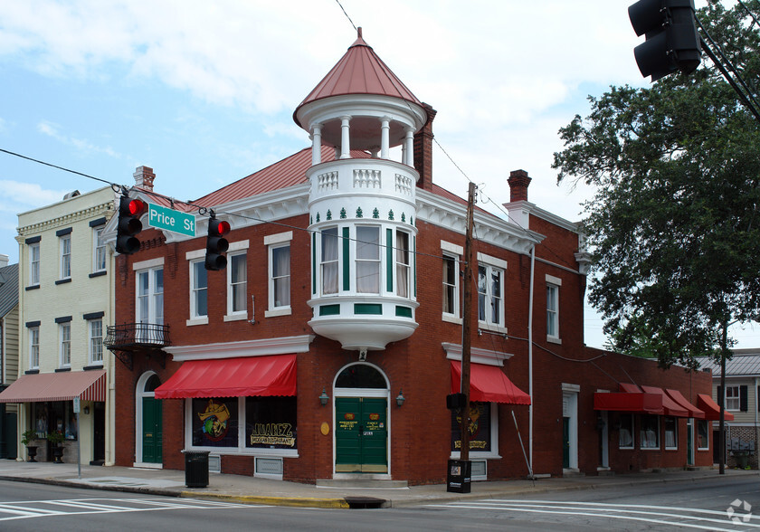 420 E Broughton St, Savannah, GA for sale - Primary Photo - Image 1 of 1