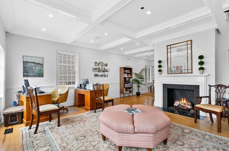 656 Harbor Rd, Southport, CT for lease - Interior Photo - Image 2 of 38