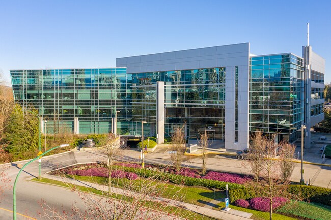 Plus de détails pour 4370 Still Creek Dr, Burnaby, BC - Bureau à louer