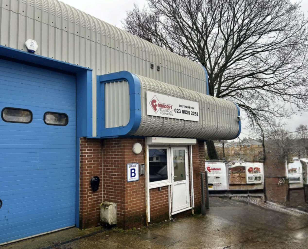1 School Ln, Eastleigh for lease Building Photo- Image 1 of 2