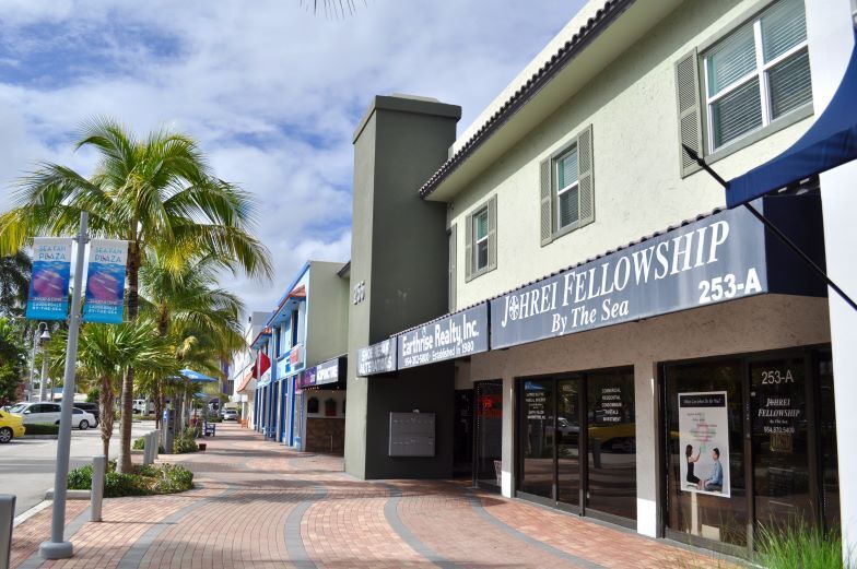 253 Commercial Blvd, Lauderdale By The Sea, FL for lease - Building Photo - Image 3 of 4