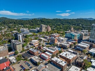 More details for 58 Broadway St, Asheville, NC - Retail for Sale