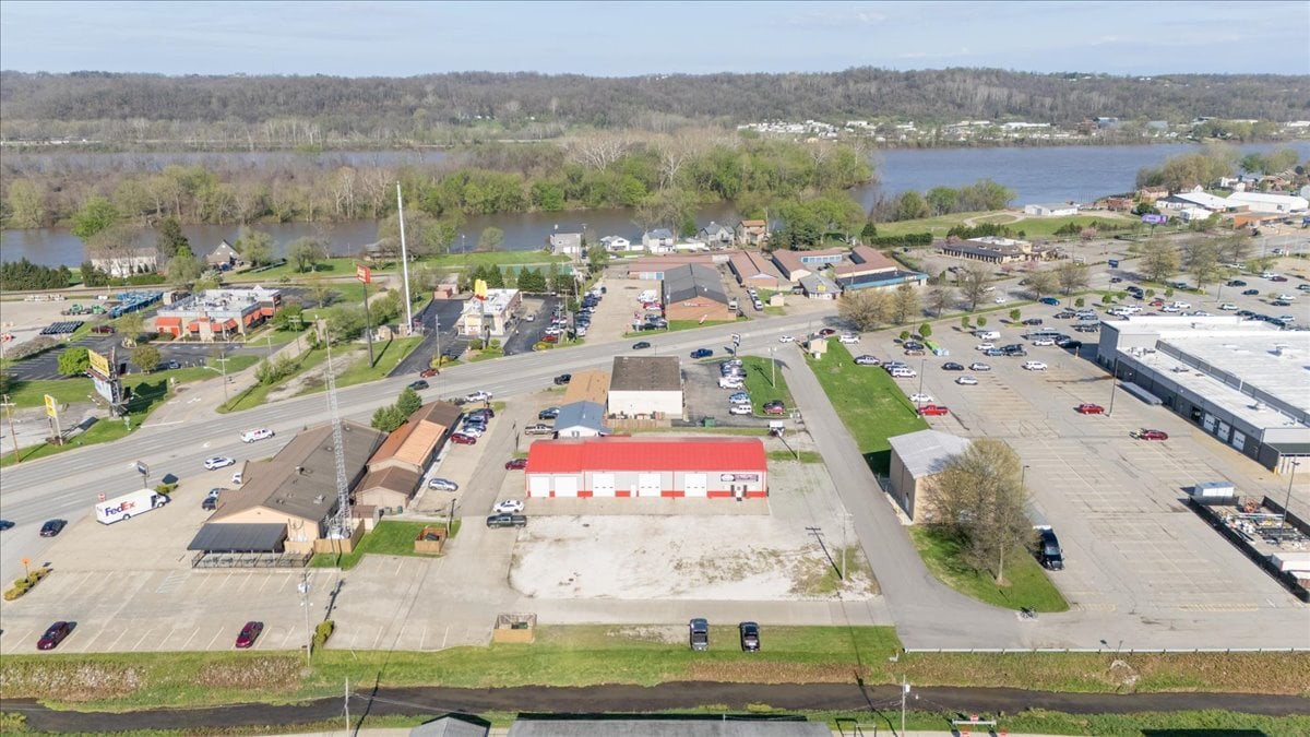 1010 10th St, Vienna, WV for sale Primary Photo- Image 1 of 18