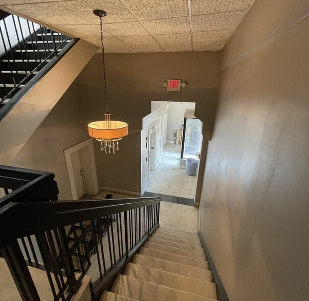 111 Woodward Ct, South Bend, IN for lease - Interior Photo - Image 2 of 7