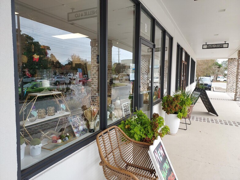 976 Houston Northcutt Blvd, Mount Pleasant, SC à louer - Photo du bâtiment - Image 3 de 12