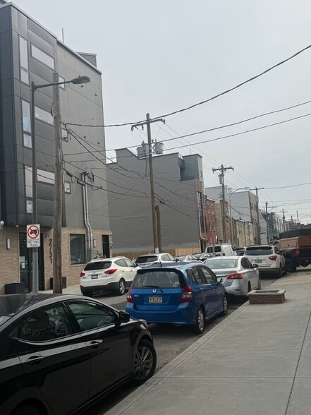 2728-2734 Federal St, Philadelphia, PA for sale - Building Photo - Image 2 of 10