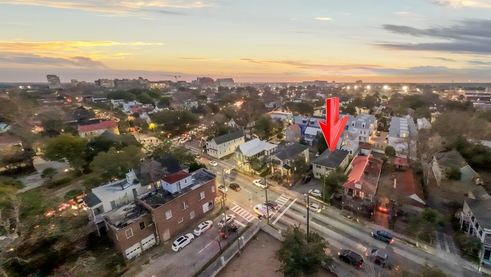 Rose & Rutledge portefeuille de 2 propriétés à vendre sur LoopNet.ca - Photo du bâtiment - Image 2 de 9