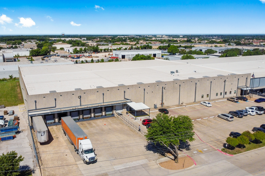 500 Industrial Blvd, Grapevine, TX à vendre - Photo du bâtiment - Image 1 de 1