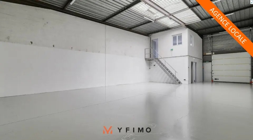 Flex in SAINT-OUEN-L'AUMONE for lease - Interior Photo - Image 2 of 6