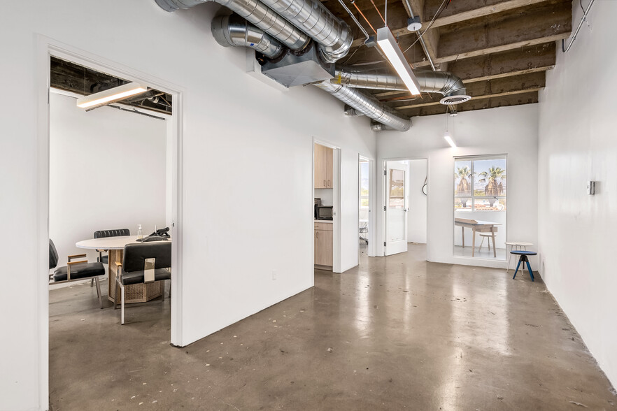 6363 Wilshire Blvd, Los Angeles, CA for lease - Interior Photo - Image 3 of 23