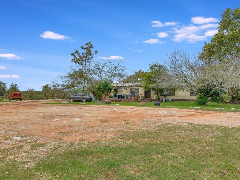 2811 W Hwy 29, Burnet, TX à vendre - Photo du bâtiment - Image 3 de 3