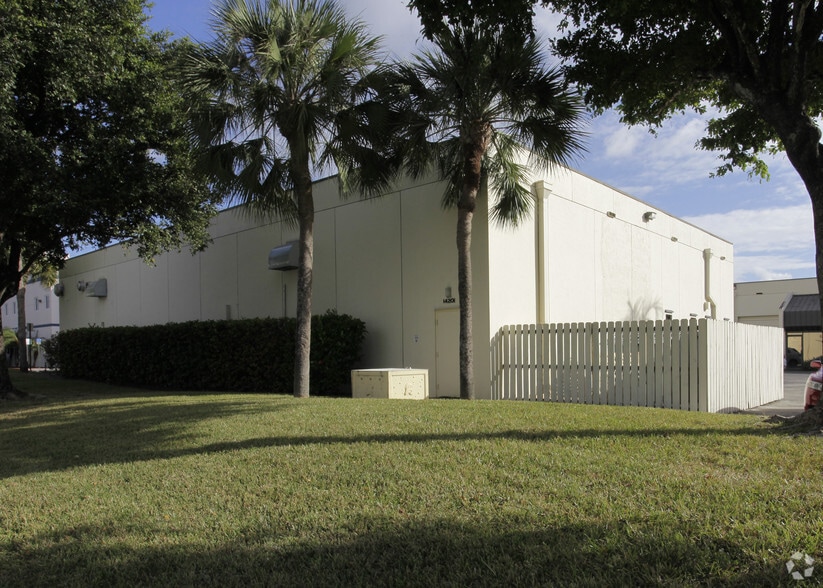 14231 SW 119th Ave, Miami, FL for lease - Building Photo - Image 2 of 4