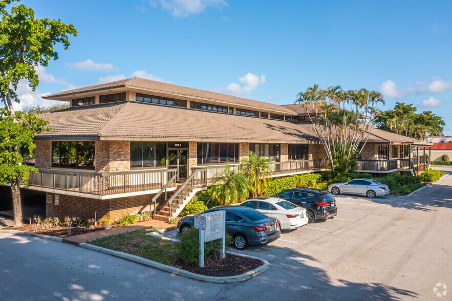 5499 N Federal Hwy, Boca Raton, FL à louer - Photo du bâtiment - Image 3 de 12
