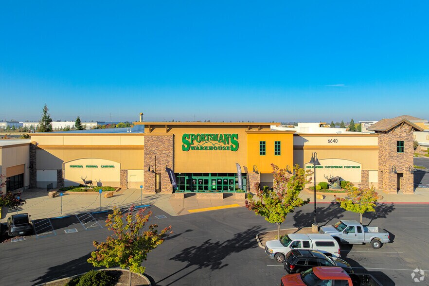 6640 Lonetree Blvd, Rocklin, CA à vendre - Photo du bâtiment - Image 2 de 21