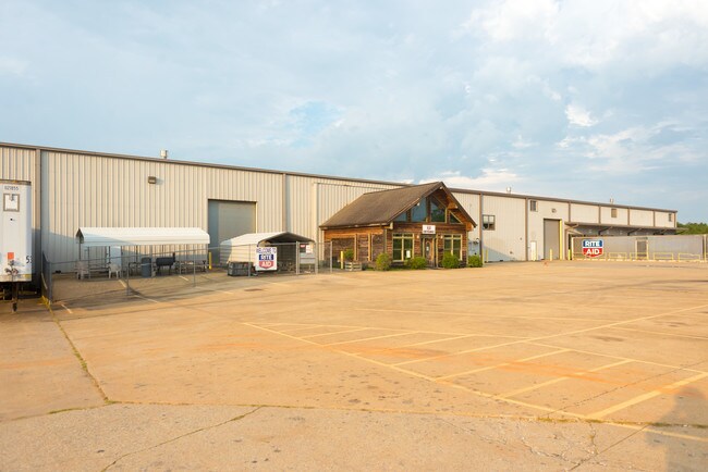 Plus de détails pour 10400 Technology Dr, Cottondale, AL - Industriel à vendre