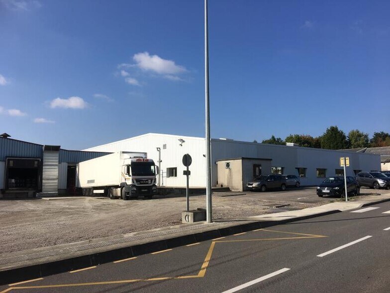 Industriel dans Feytiat à louer - Photo du bâtiment - Image 1 de 3