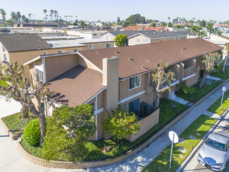 Plus de détails pour 16861 Green Ln, Huntington Beach, CA - Multi-résidentiel à vendre