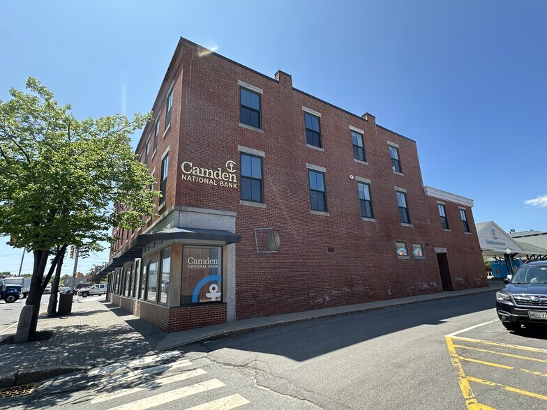 300 Main St, Rockland, ME à vendre - Photo du bâtiment - Image 3 de 12