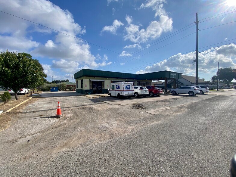 6199 39th St, Groves, TX for sale - Building Photo - Image 2 of 34