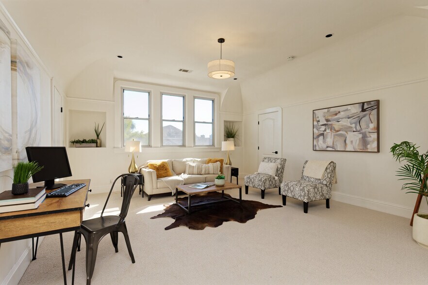 1033 Magnolia St, Oakland, CA à vendre - Photo du bâtiment - Image 2 de 36