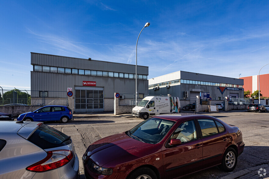 Calle Del Trigo, 33, Leganés, Madrid à louer - Photo du bâtiment - Image 3 de 3