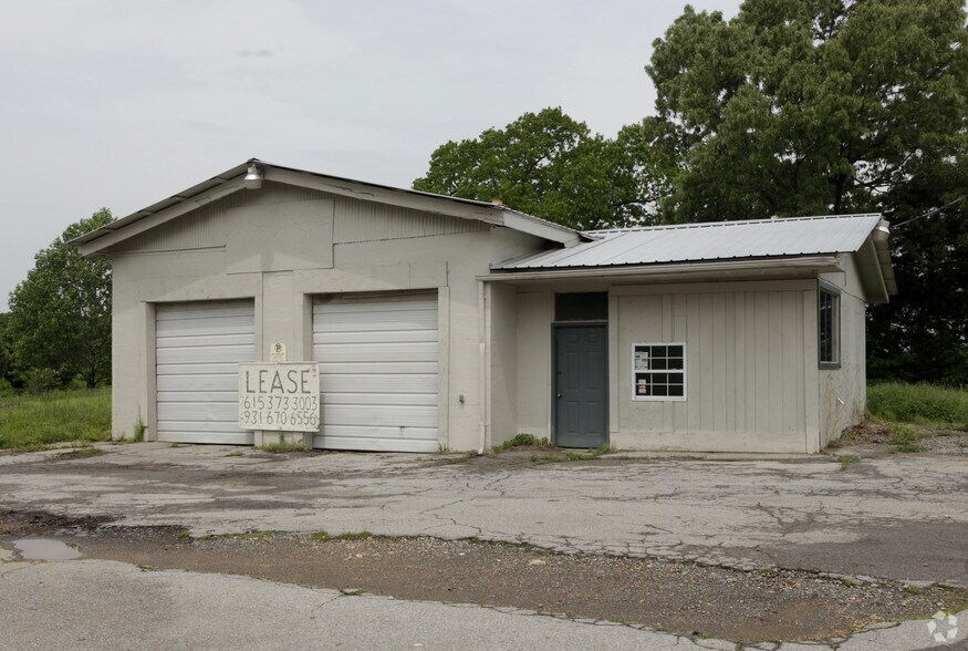 5991 Tn-100, Bon Aqua, TN à louer - Photo du bâtiment - Image 3 de 3