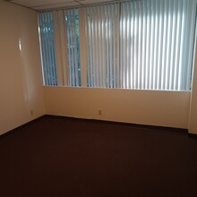 750 E Sample Rd, Pompano Beach, FL for lease Interior Photo- Image 2 of 2