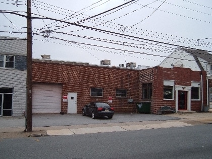 10 E Glenolden Ave, Glenolden, PA for sale - Primary Photo - Image 1 of 4