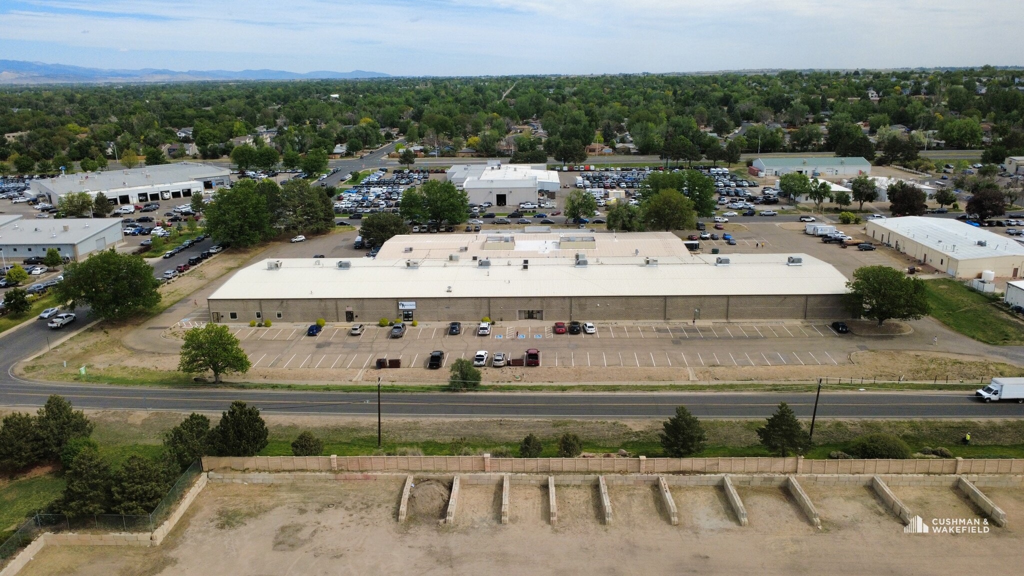 455 Weaver Park Rd, Longmont, CO for lease Interior Photo- Image 1 of 10