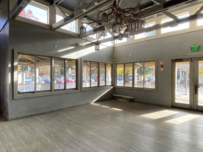 1165-1195 Merrill St, Menlo Park, CA for sale - Building Photo - Image 2 of 8