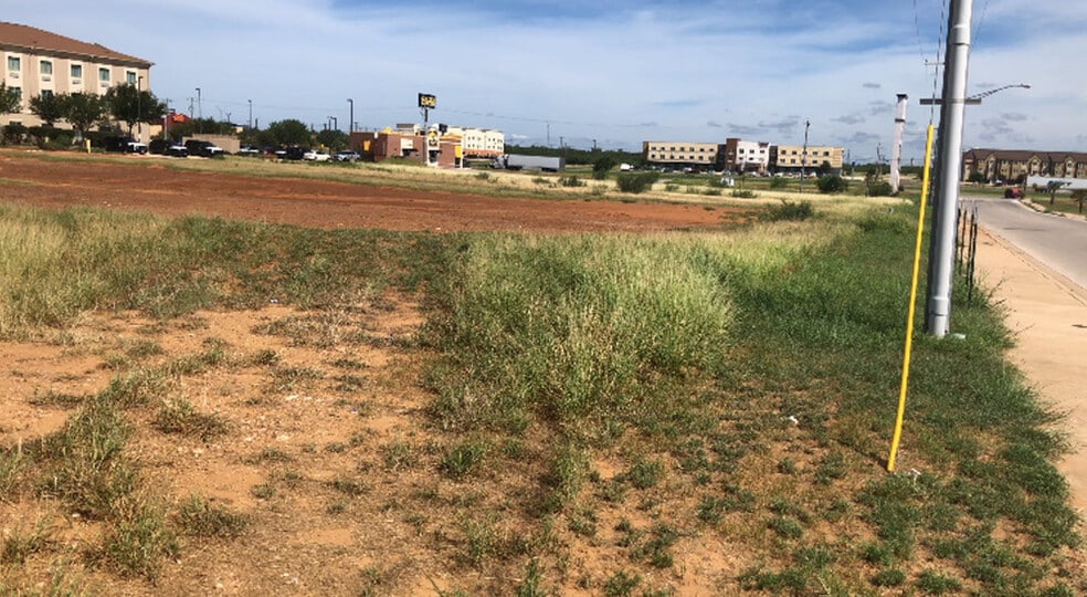 0 Las Palmas, Cotulla, TX à vendre - Photo du bâtiment - Image 2 de 7