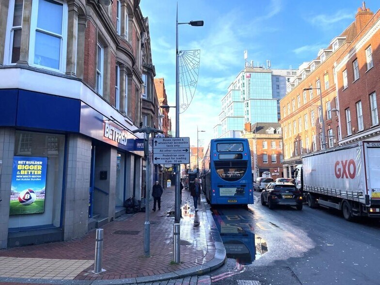 156-158 Friar St, Reading à vendre - Photo du bâtiment - Image 3 de 6