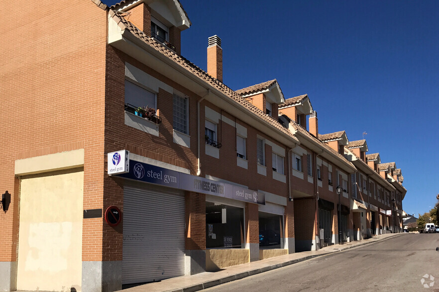 Calle de Cataluña, 12, Serranillos del Valle, Madrid à vendre - Photo du b timent - Image 2 de 2