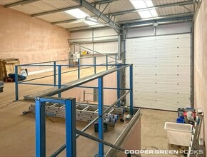 38 Vanguard Way, Shrewsbury for lease Interior Photo- Image 2 of 6