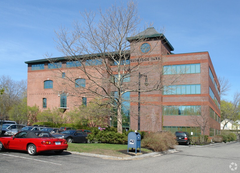 1 Cate St, Portsmouth, NH à louer - Photo du bâtiment - Image 1 de 4