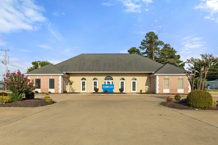 318 S Rhodes St, West Memphis, AR à vendre - Photo principale - Image 1 de 3