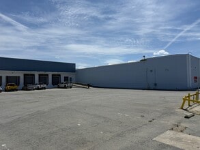 417 Salinas Rd, Watsonville, CA for lease Building Photo- Image 2 of 7