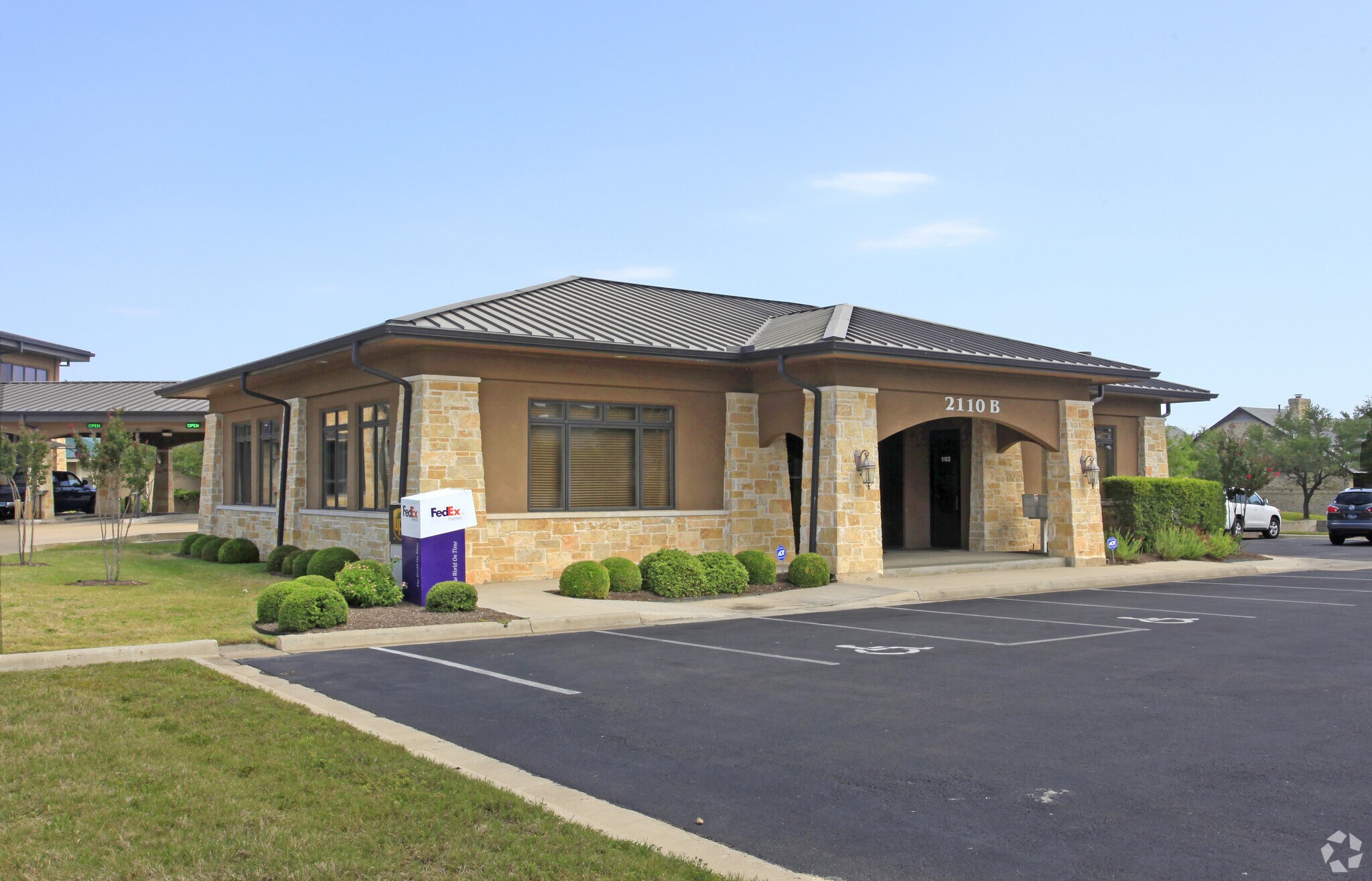 2110 Boca Raton Dr, Austin, TX for lease Building Photo- Image 1 of 9