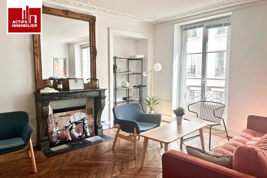 Office in Paris for lease - Interior Photo - Image 2 of 16